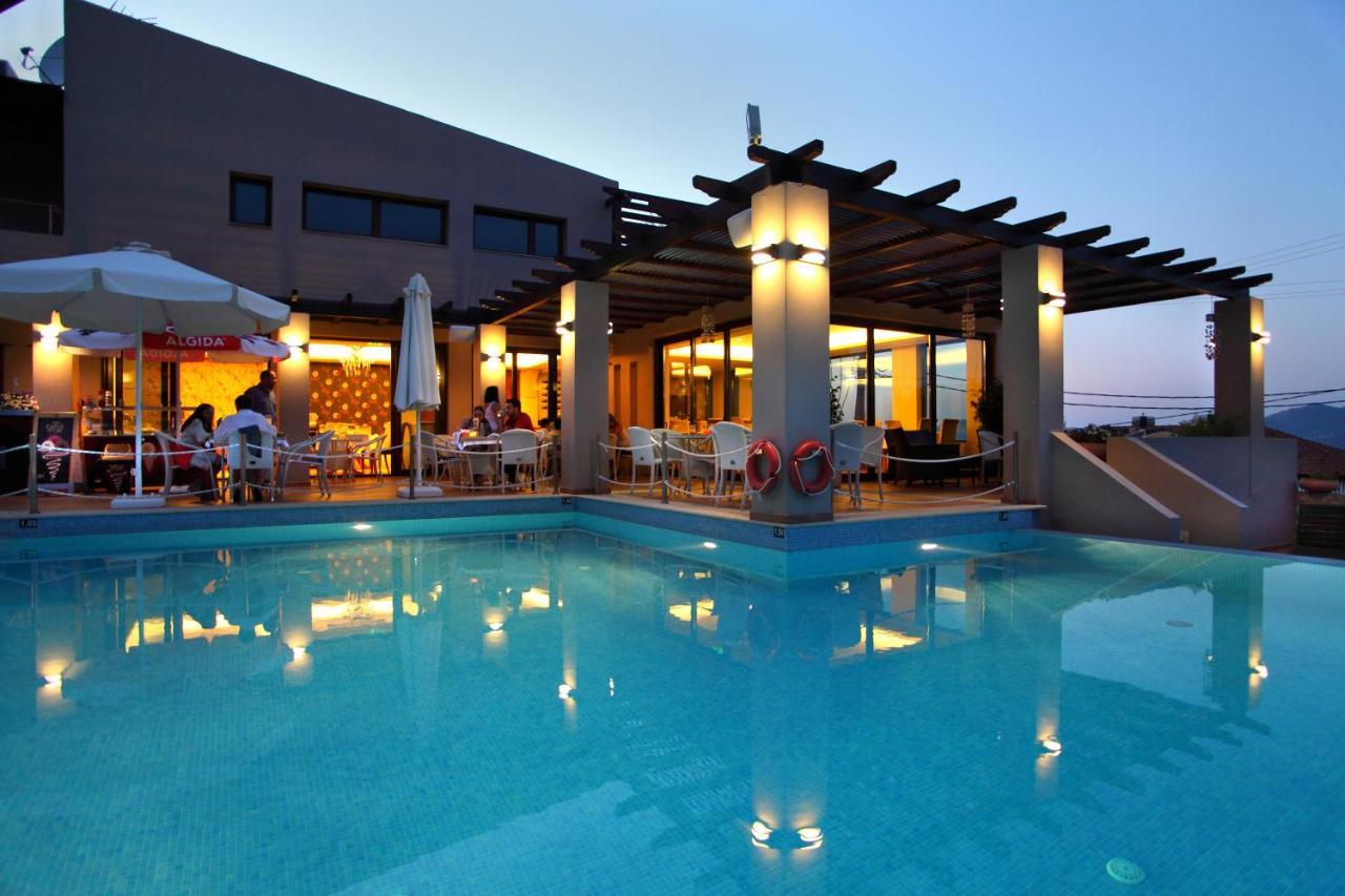 Hotel Tesoro Nikiana Exteriér fotografie
